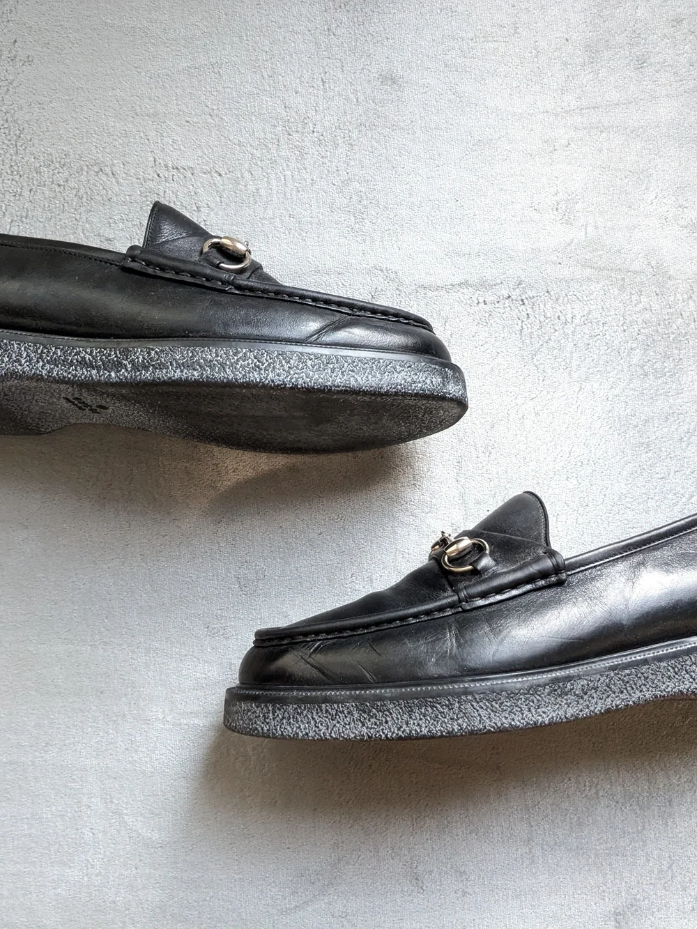 Gucci Men's Black Leather Horsebit Loafers